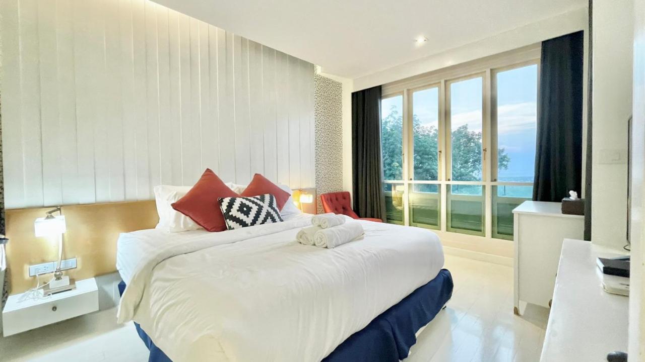 Phuket View Coffee And Resort Чалонг Екстериор снимка