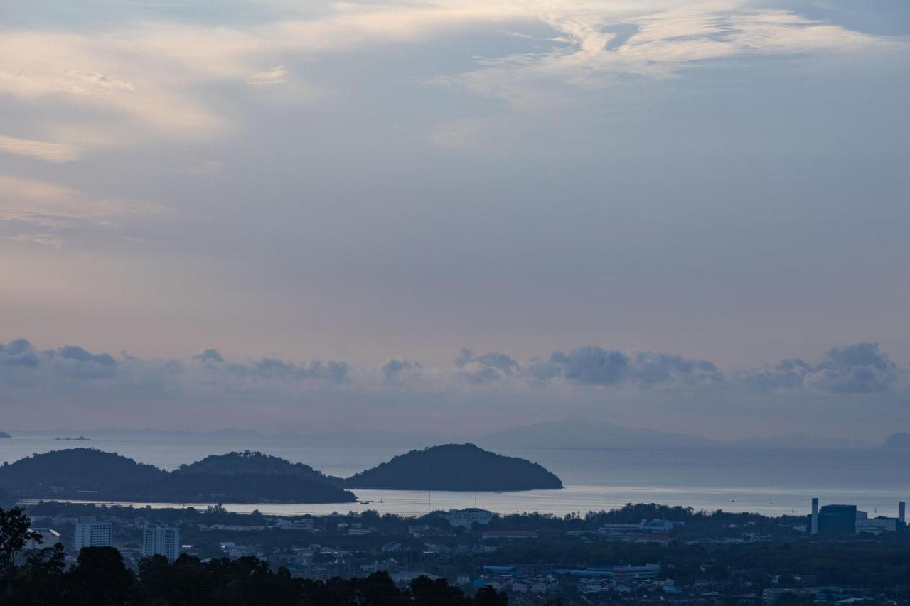 Phuket View Coffee And Resort Чалонг Екстериор снимка